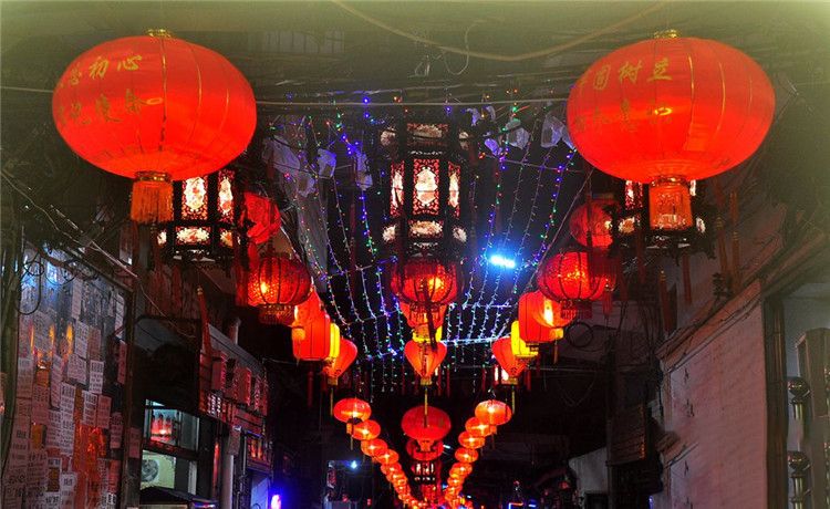 海南花燈 ?？诨? /> 
</p>
<p style=
