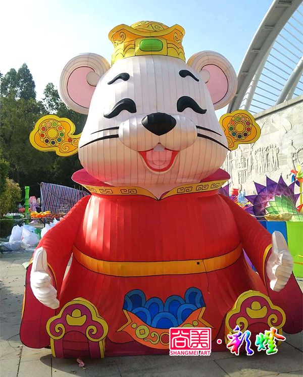 形、色、聲、光、動(dòng)的自貢彩燈